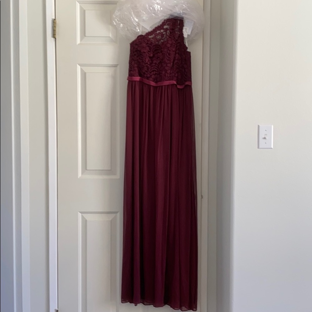 David’s bridal bridesmaid dress—color WINE size 8